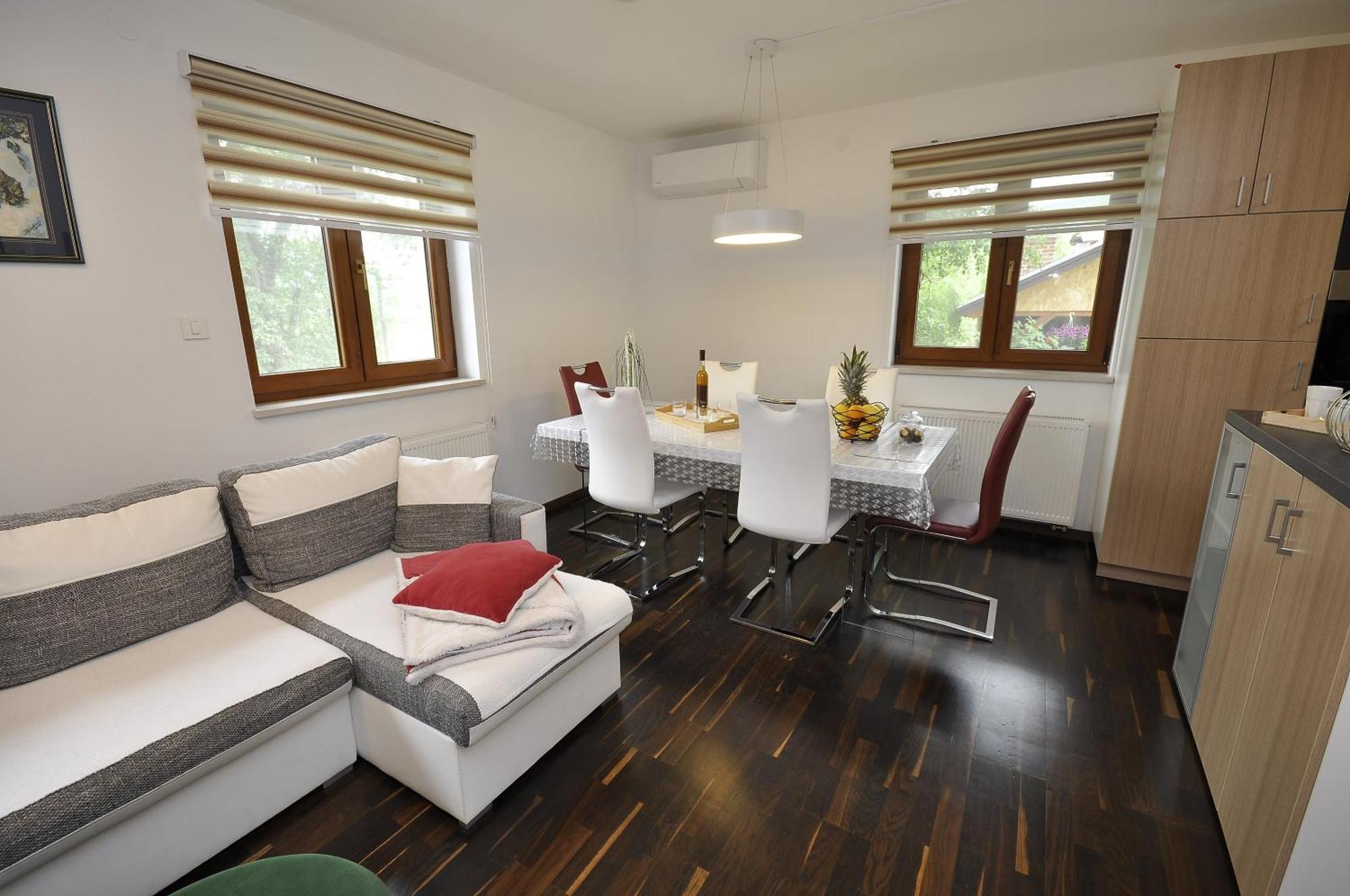 Holiday House Marija Βίλα Otočac Εξωτερικό φωτογραφία