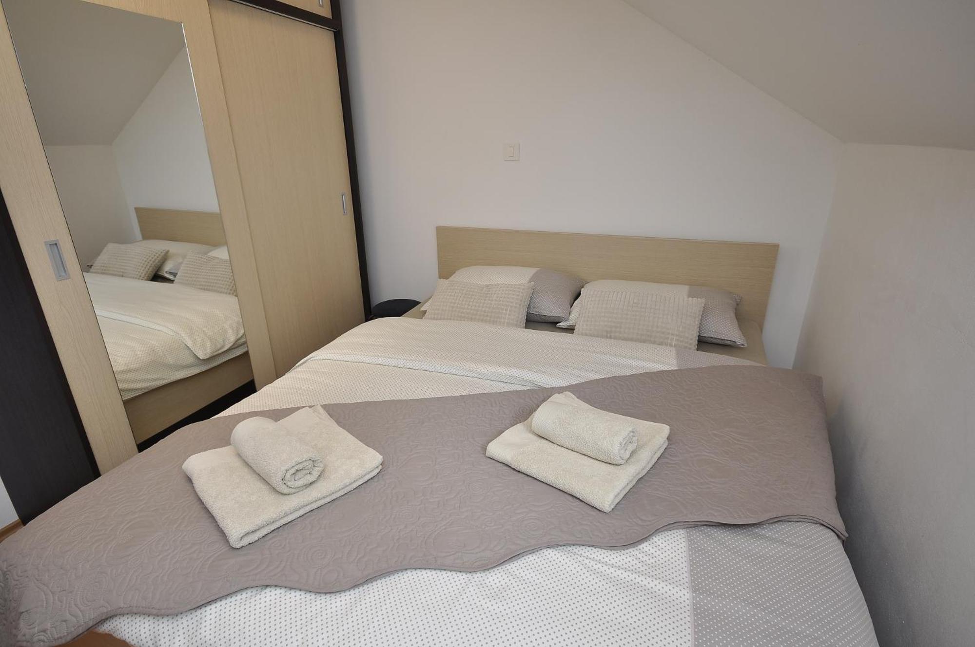 Holiday House Marija Βίλα Otočac Εξωτερικό φωτογραφία